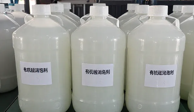 化工原料仓储配送中的适用条件解析与操作建议